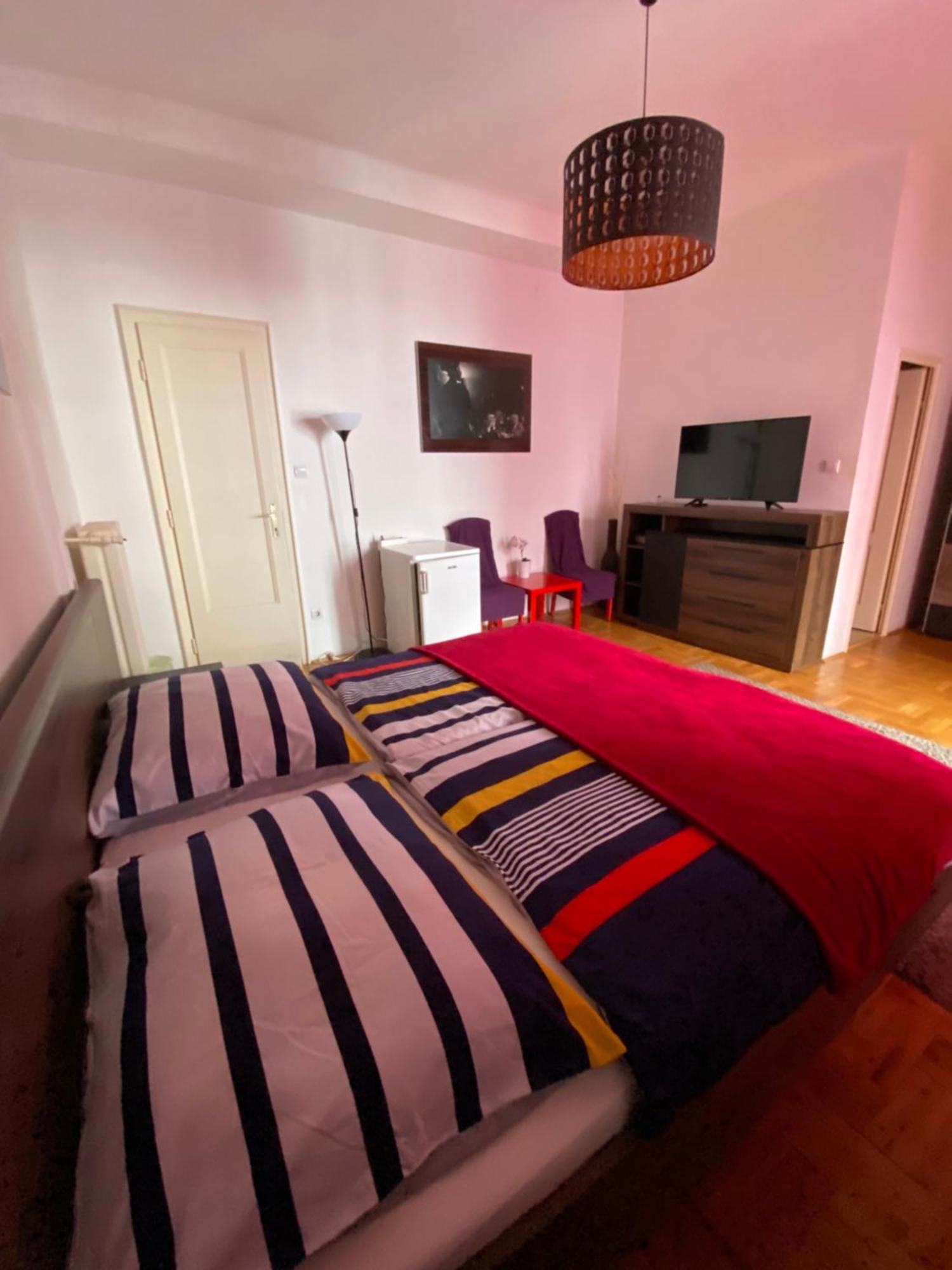 בודפשט Holiday Apartments & Rooms Next Danube Promenade מראה חיצוני תמונה
