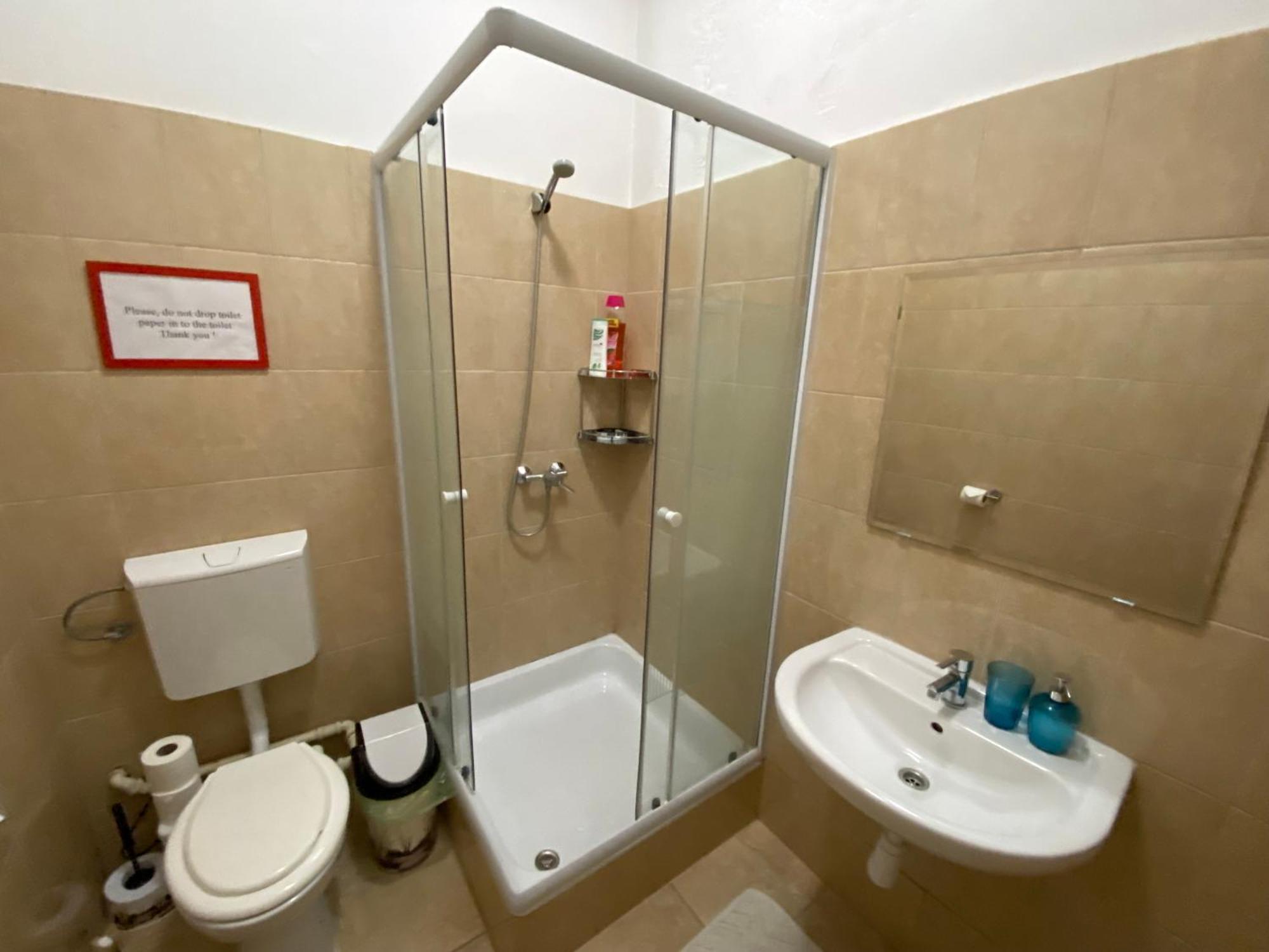בודפשט Holiday Apartments & Rooms Next Danube Promenade מראה חיצוני תמונה