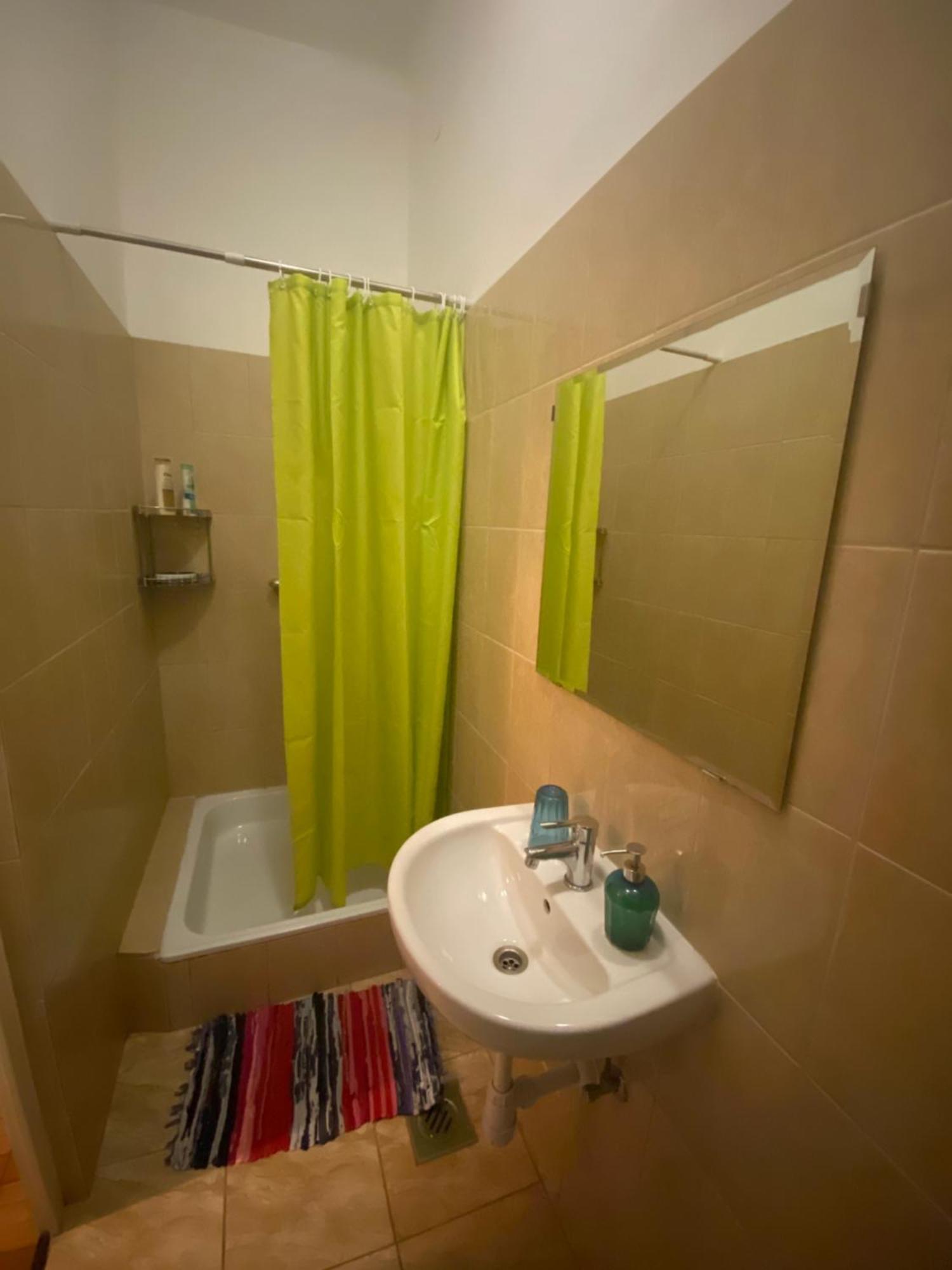 בודפשט Holiday Apartments & Rooms Next Danube Promenade מראה חיצוני תמונה